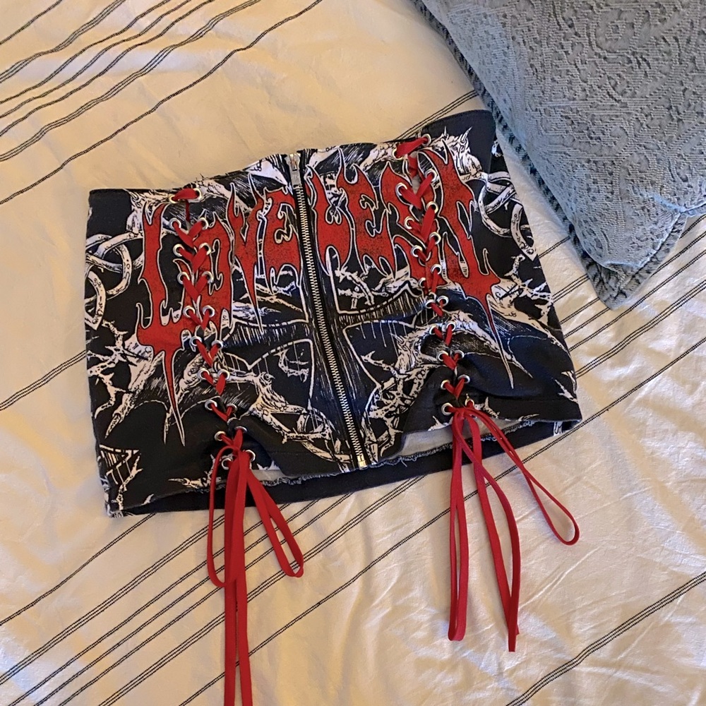 CURRENT MOOD XXL Full Zipper “Love Less” Red Skirt